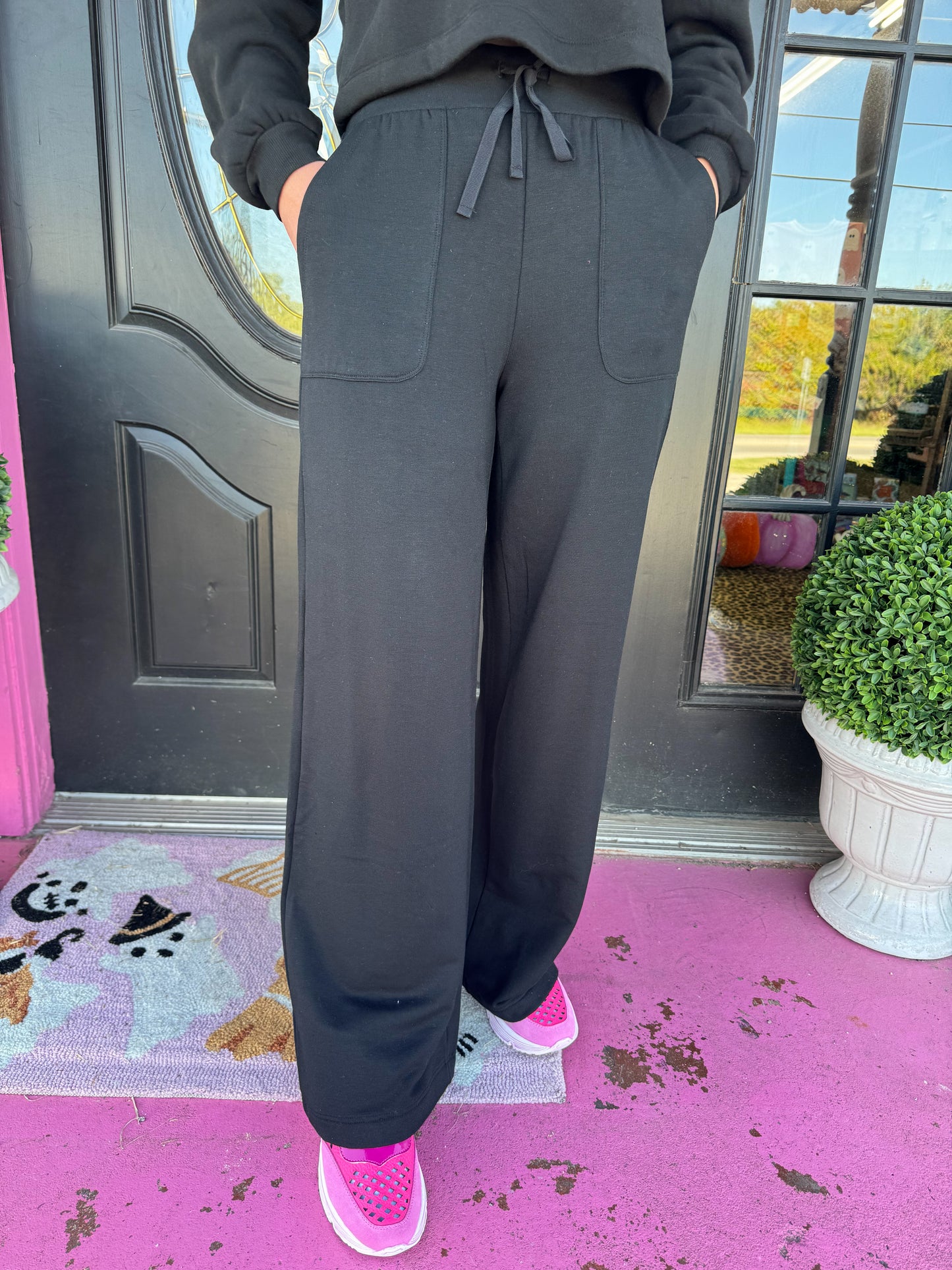 Black Layover Pant