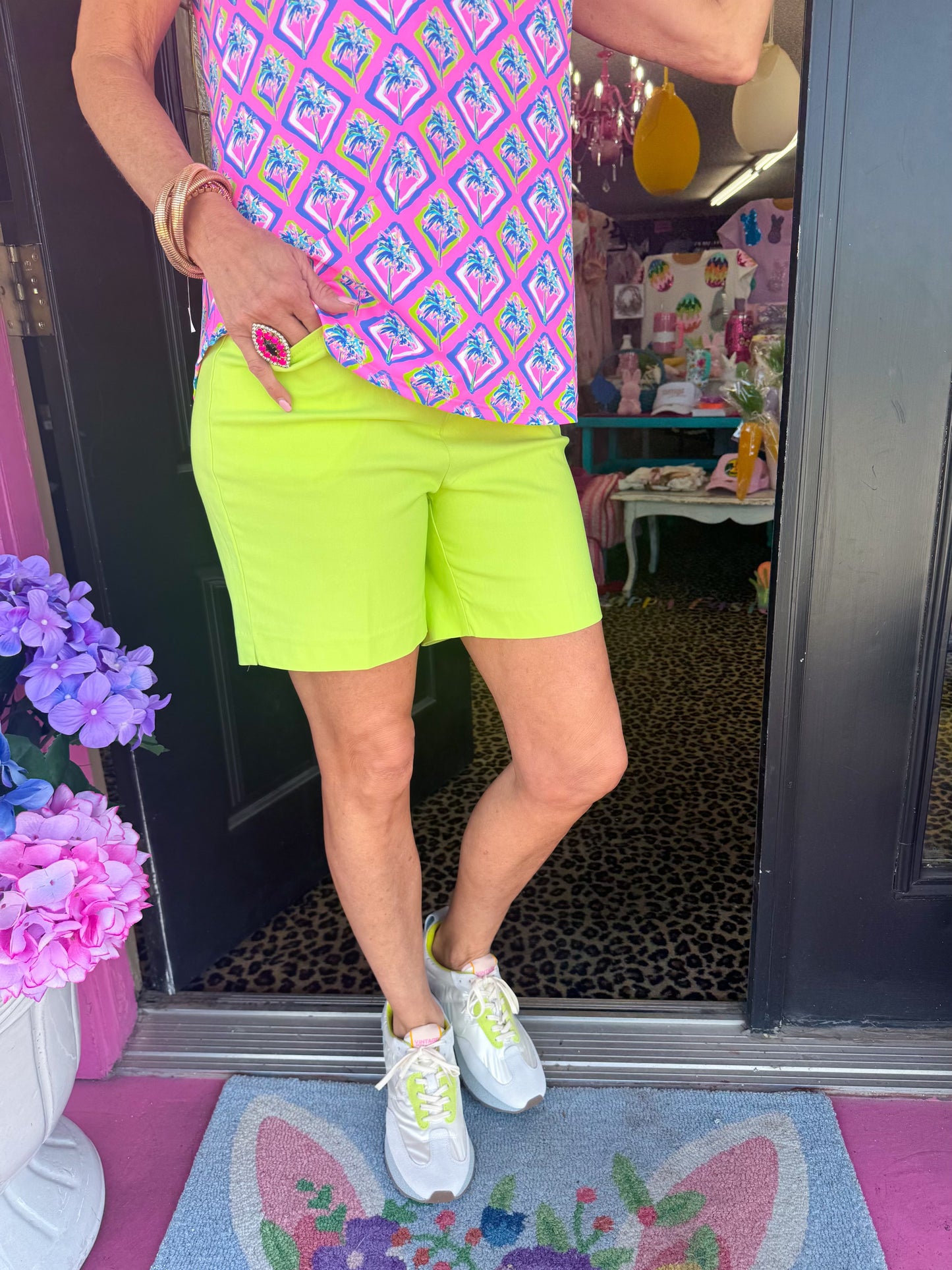 Pull On Short
