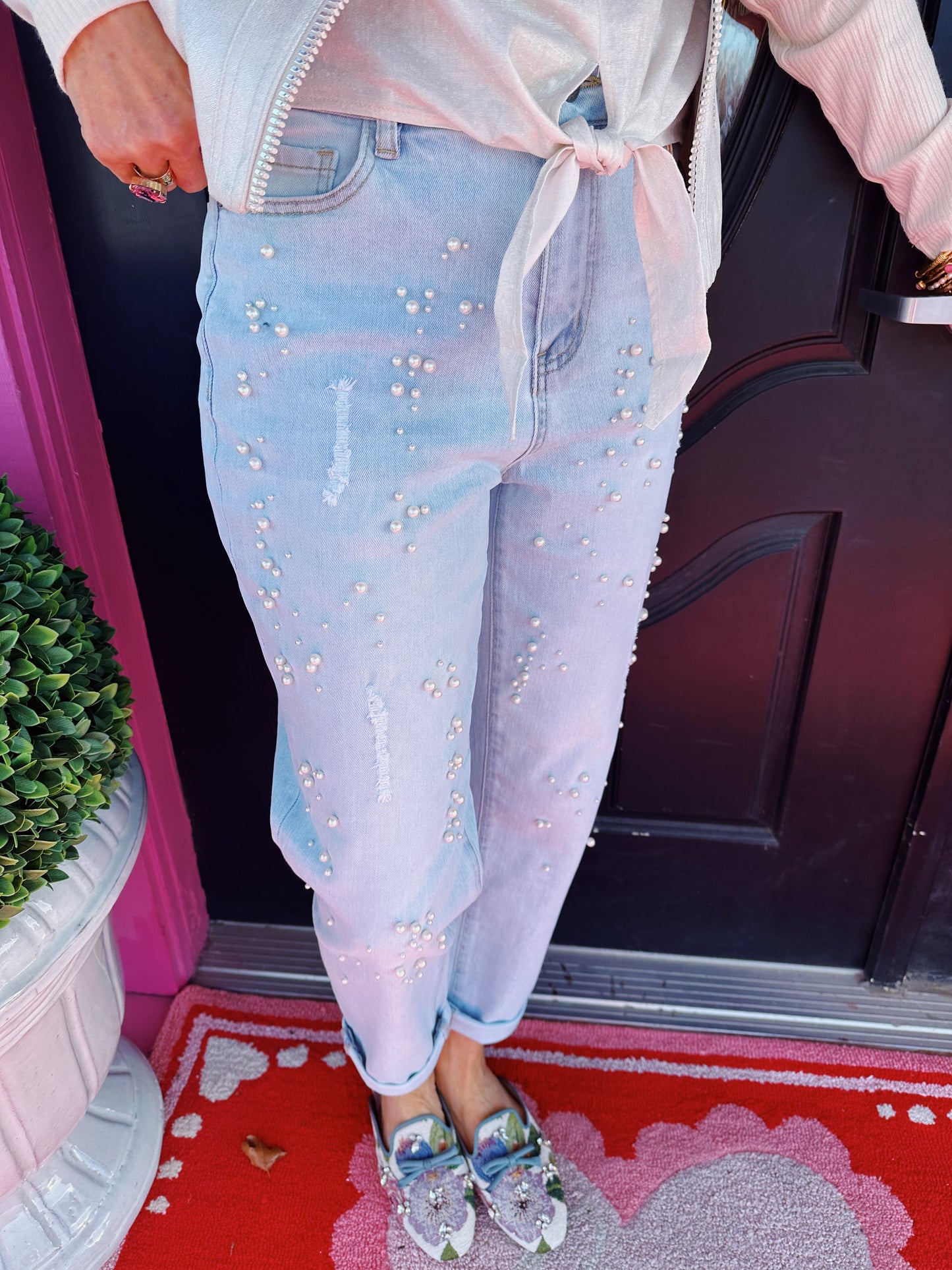 Pearl Applicated Slim Leg Jean