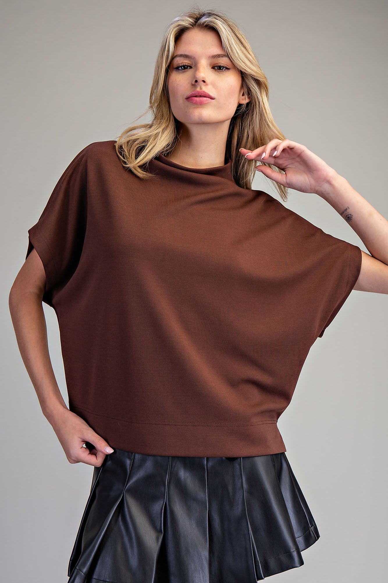 Brown Mock Neck SS Top