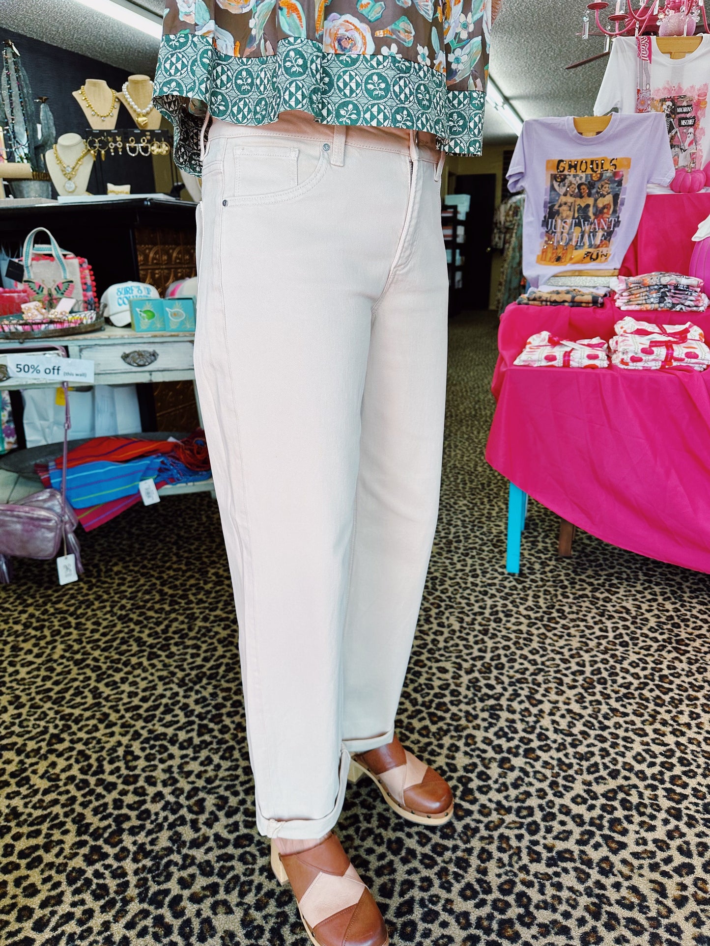 Buttermilk MR Ankle Barrel Jean