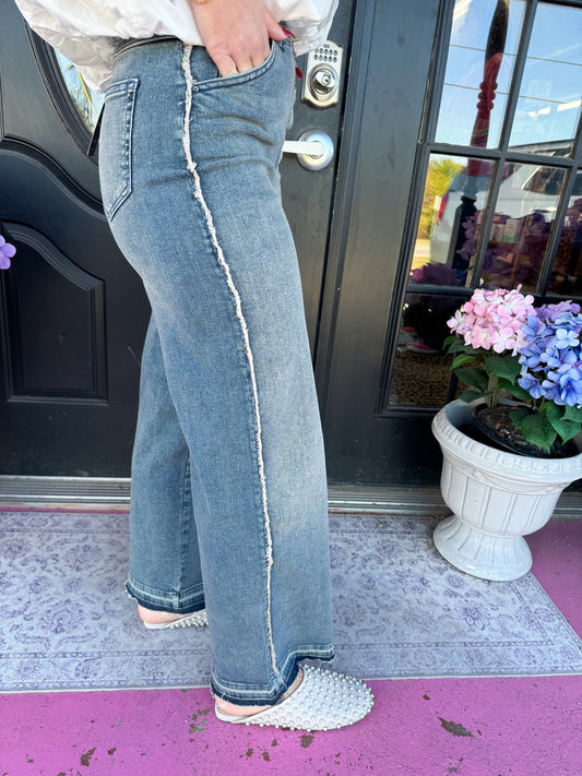 Era Nutshell Fray Wide Leg Pant