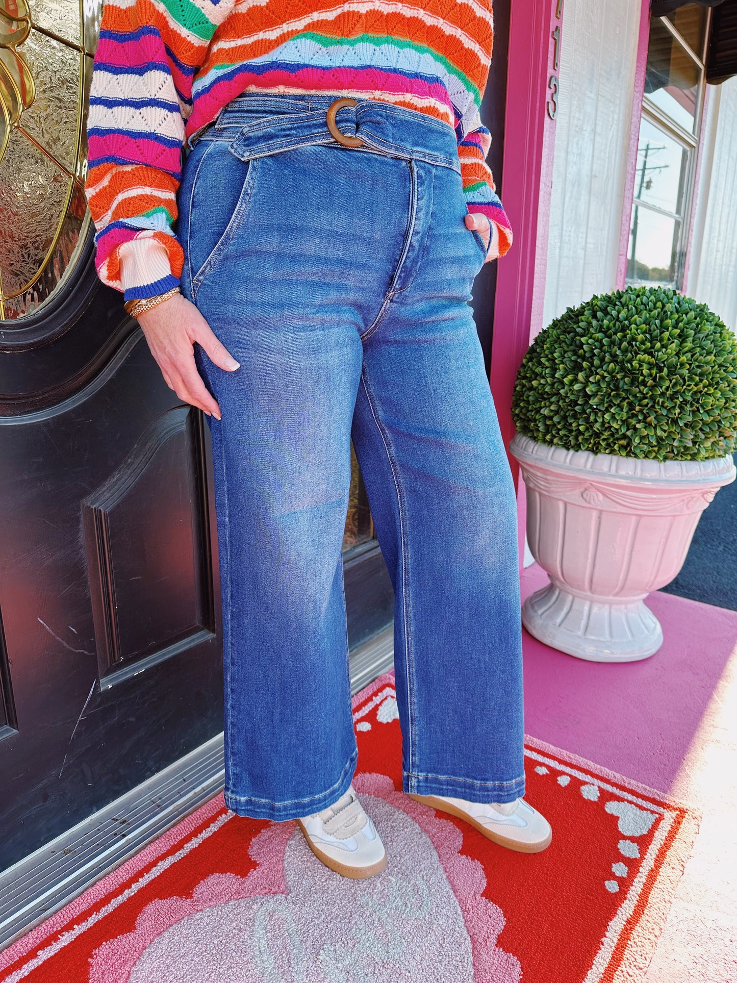 Front Waist Band Crop Wide Jeans