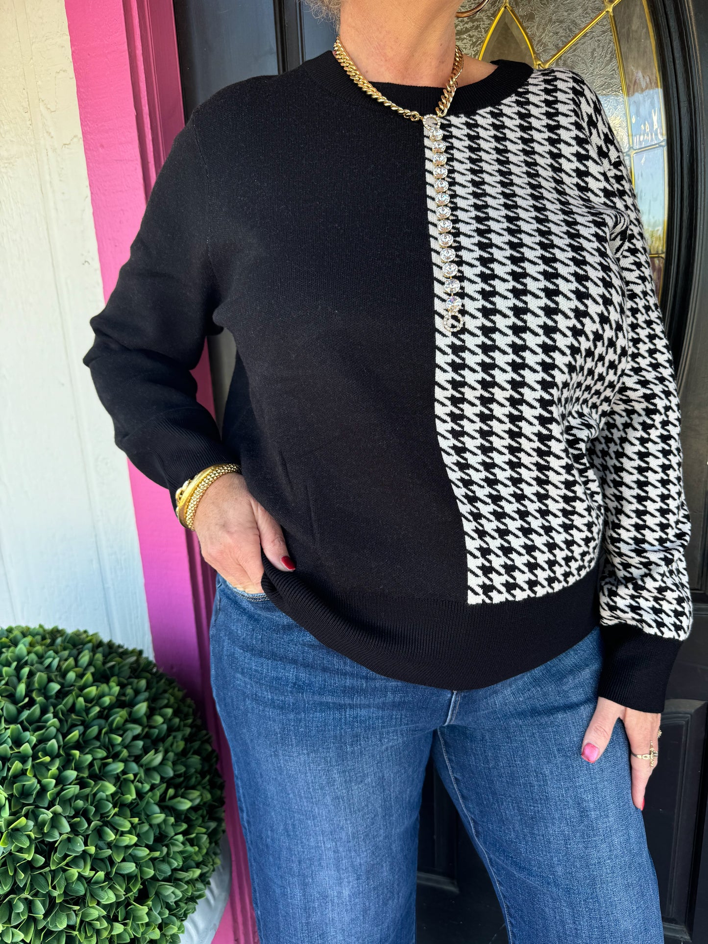 Blk/Wht Houndstooth Sweater