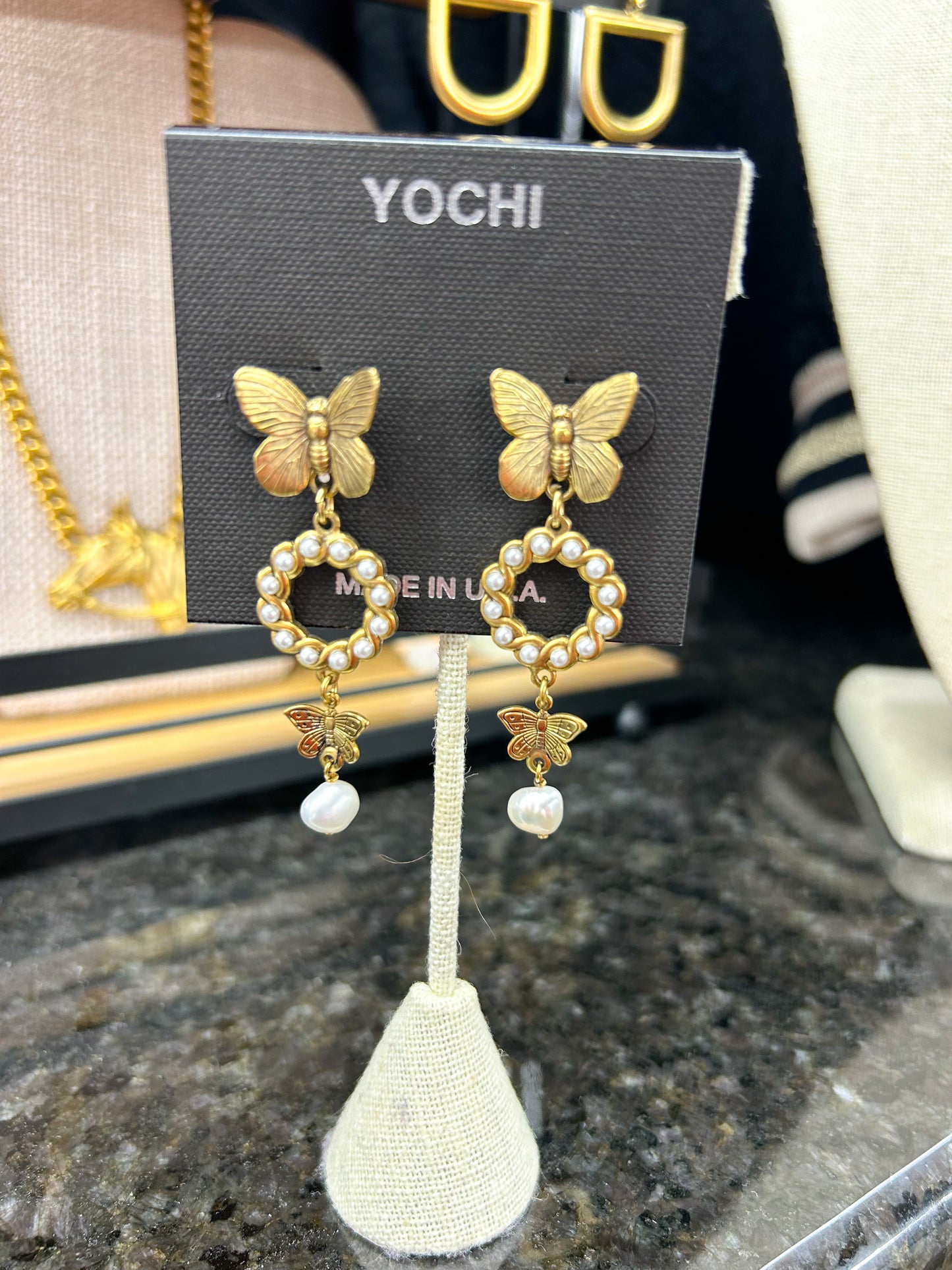 Butterfly & Pearl Dangle Earring