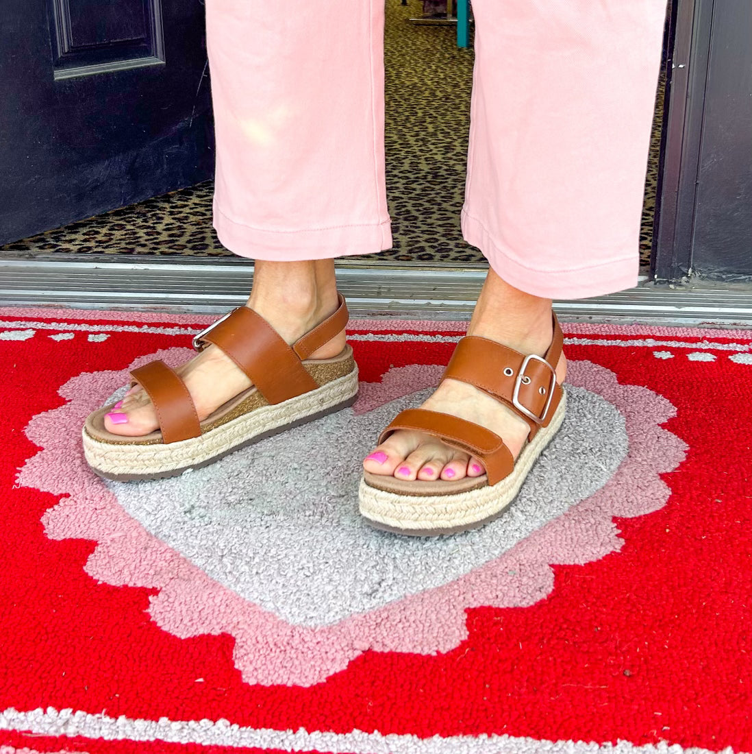 Vania Cognac Cork Platform