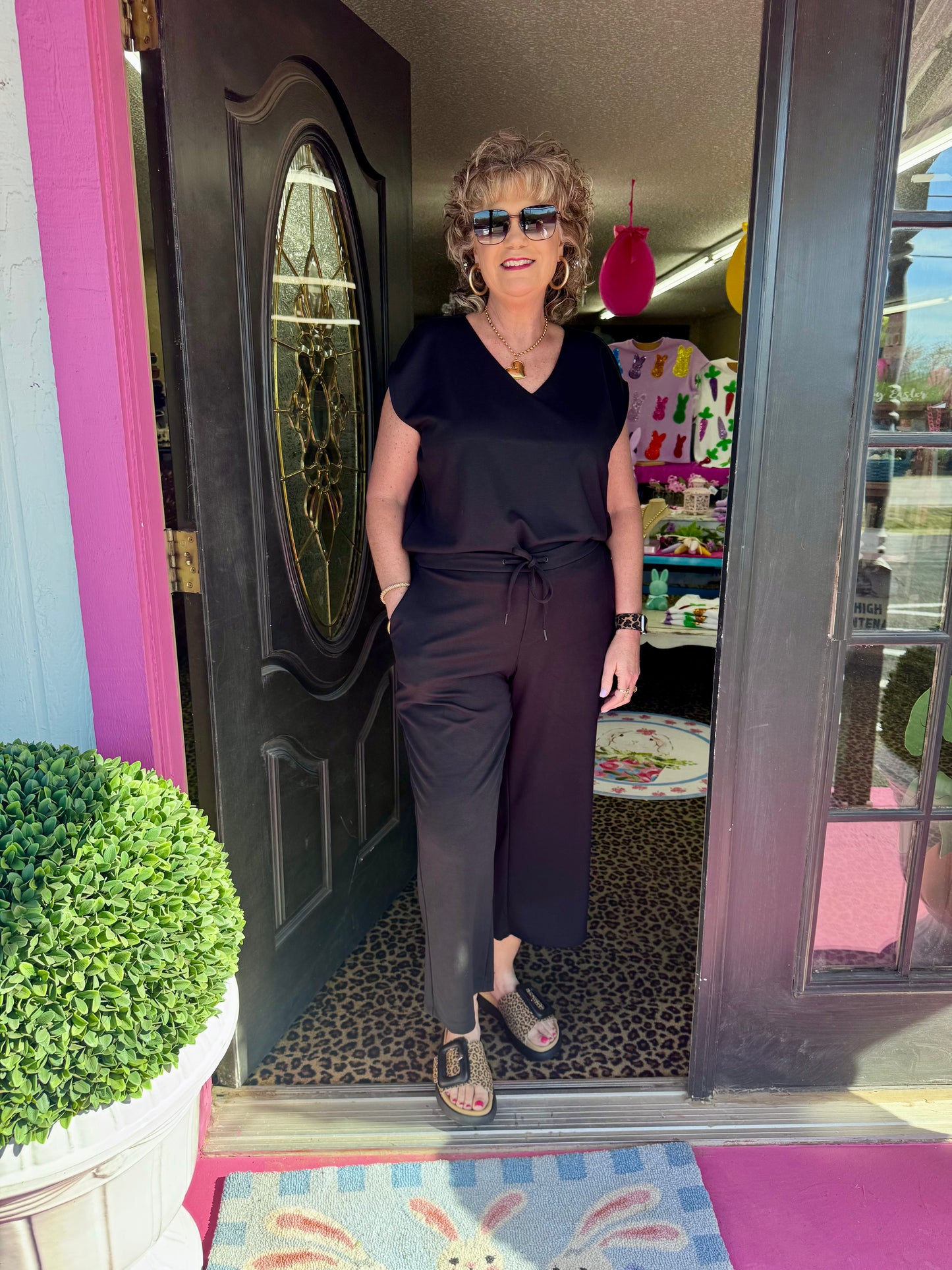 Black Pull On Wide Crop Pant