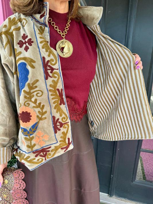 Olive Velvet Embroider Jkt