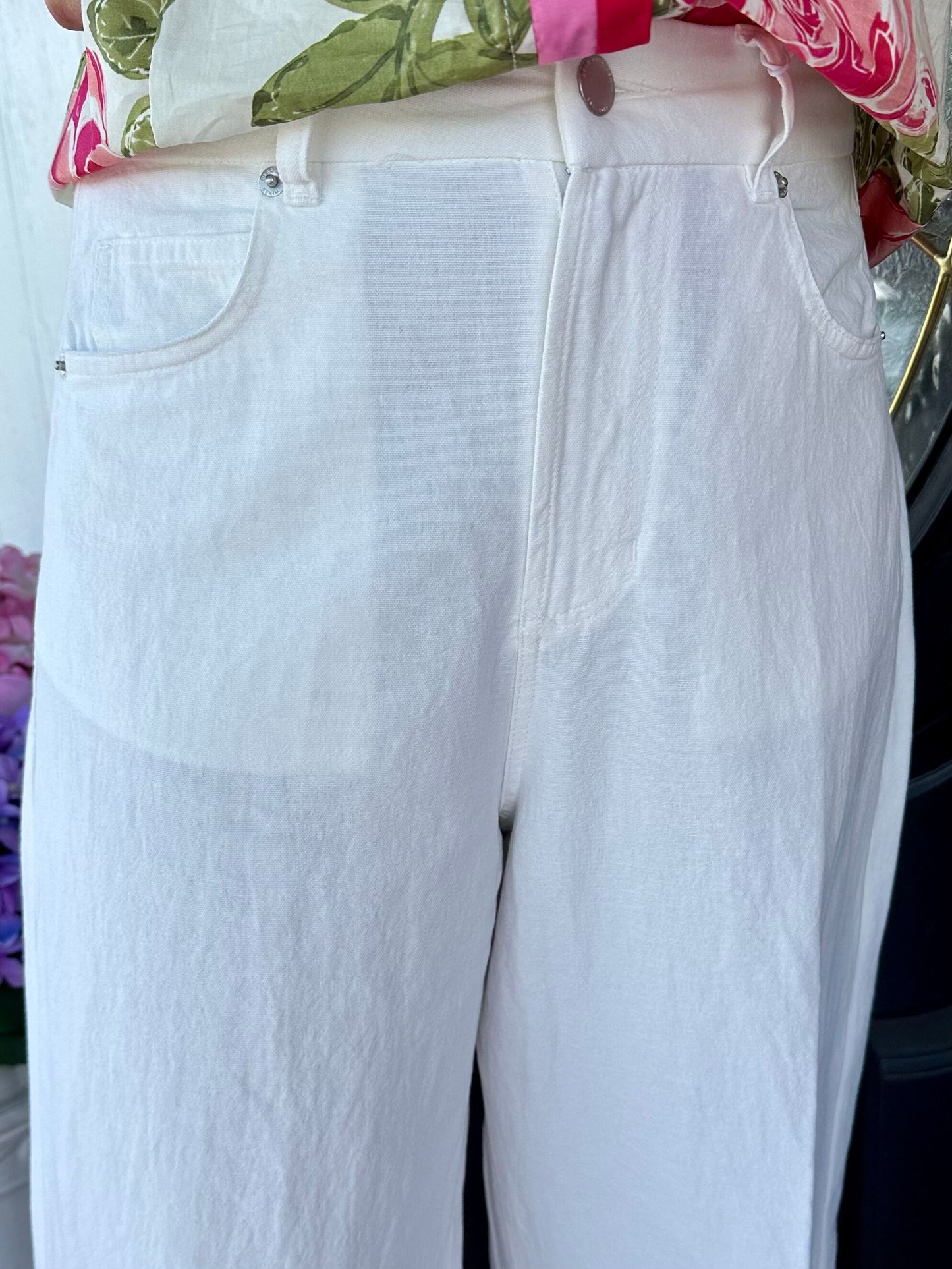 Audrey White Crop Pant