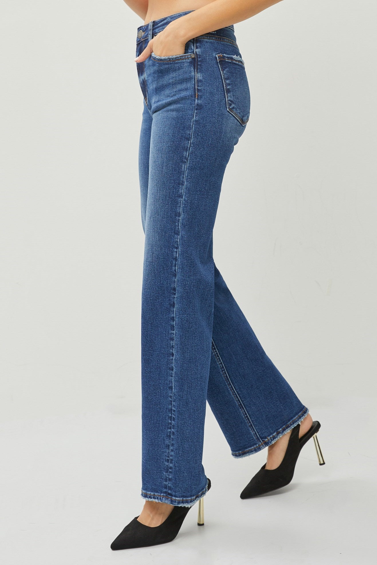 Dark HR Straight Jean