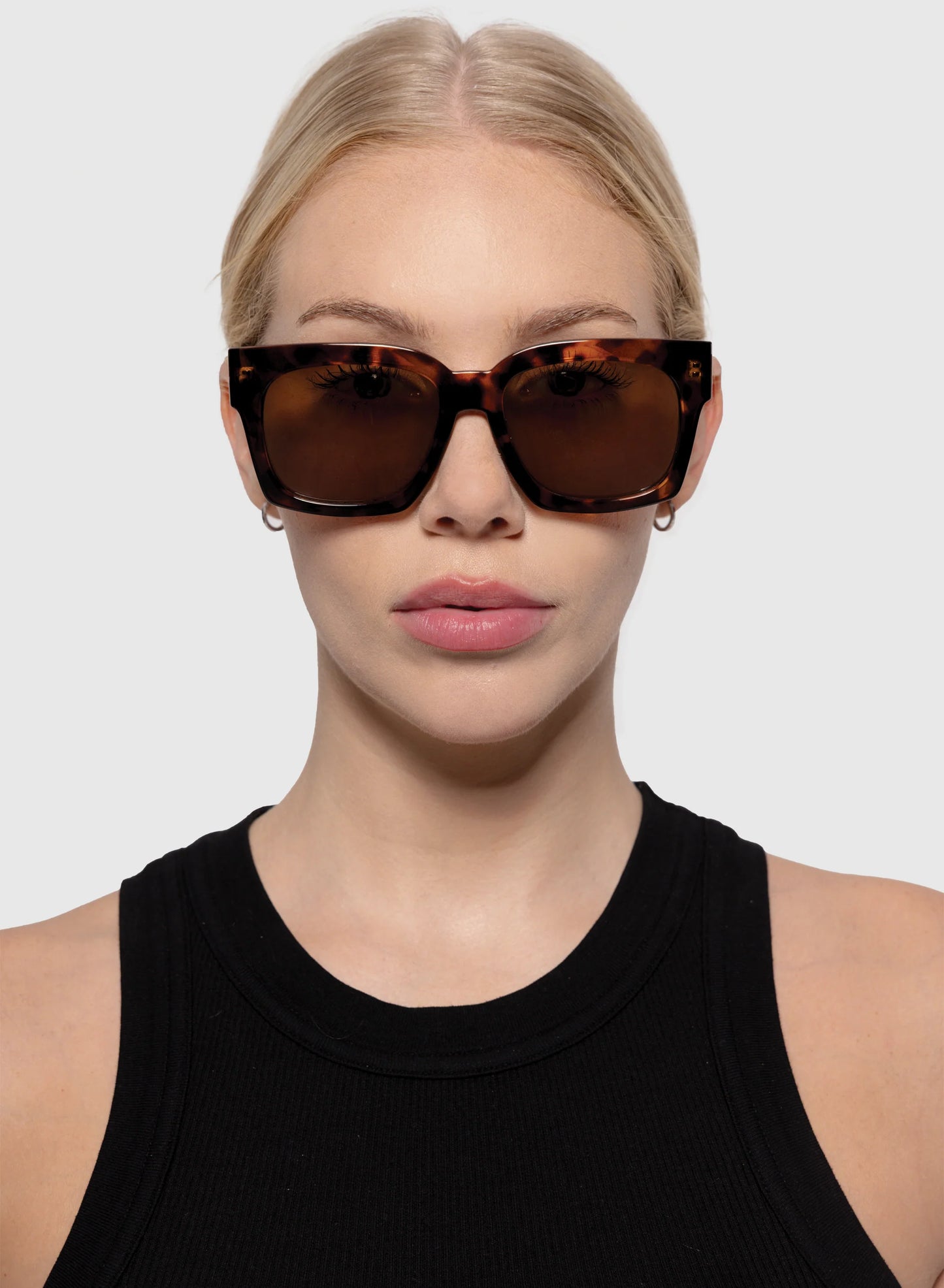 Alba Tortoise Brown