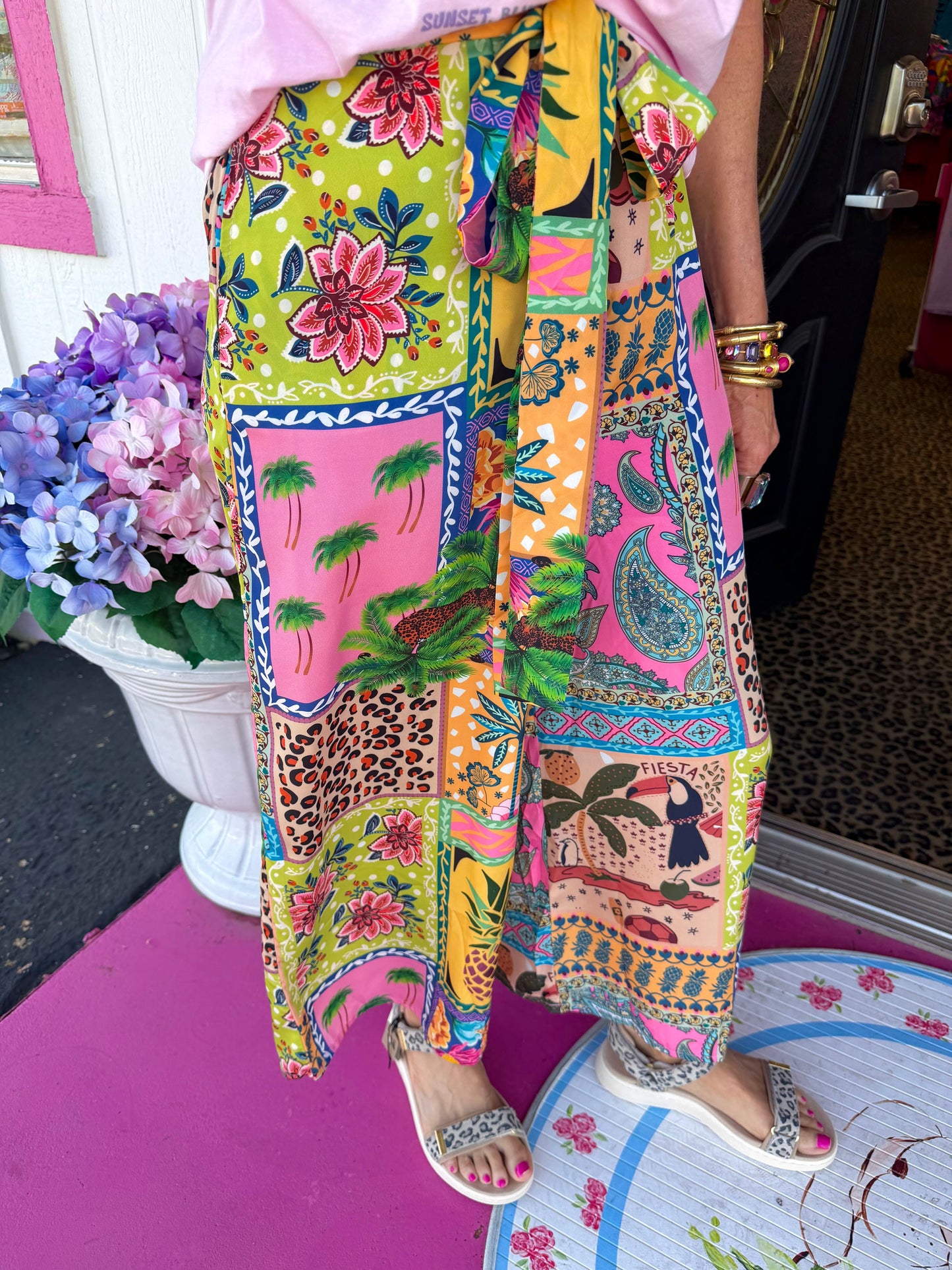 Macaw Pineapple Button Pants