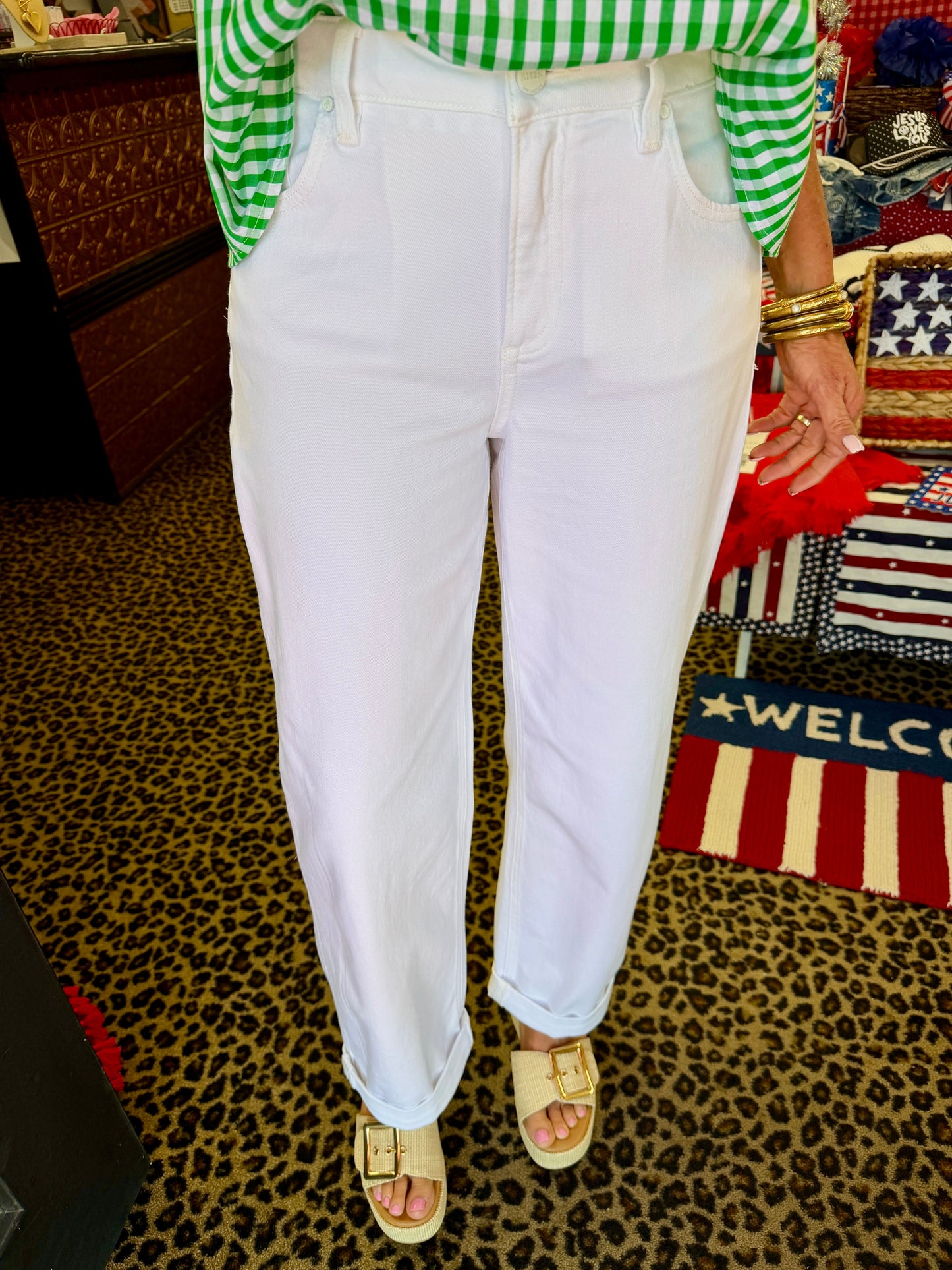 White MR Ankle Barrel Baggy Pant