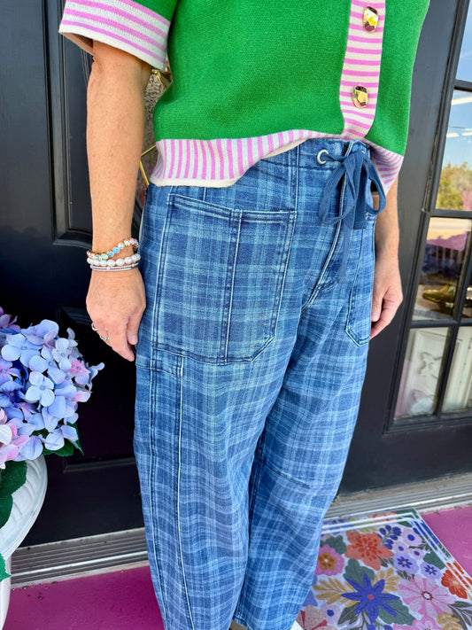 Plaid Slouchy Barrel Jeans
