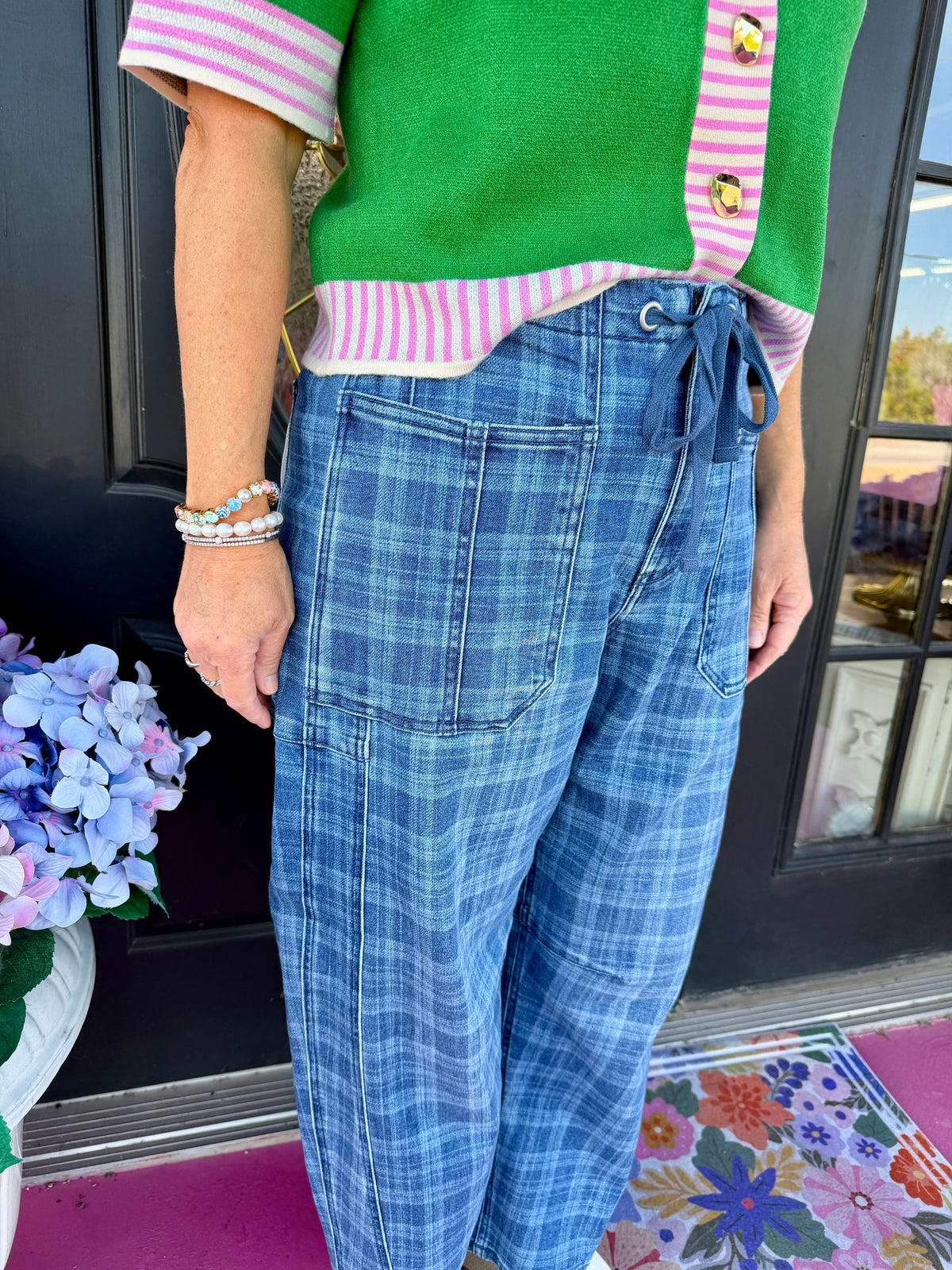 Plaid Slouchy Barrel Jeans