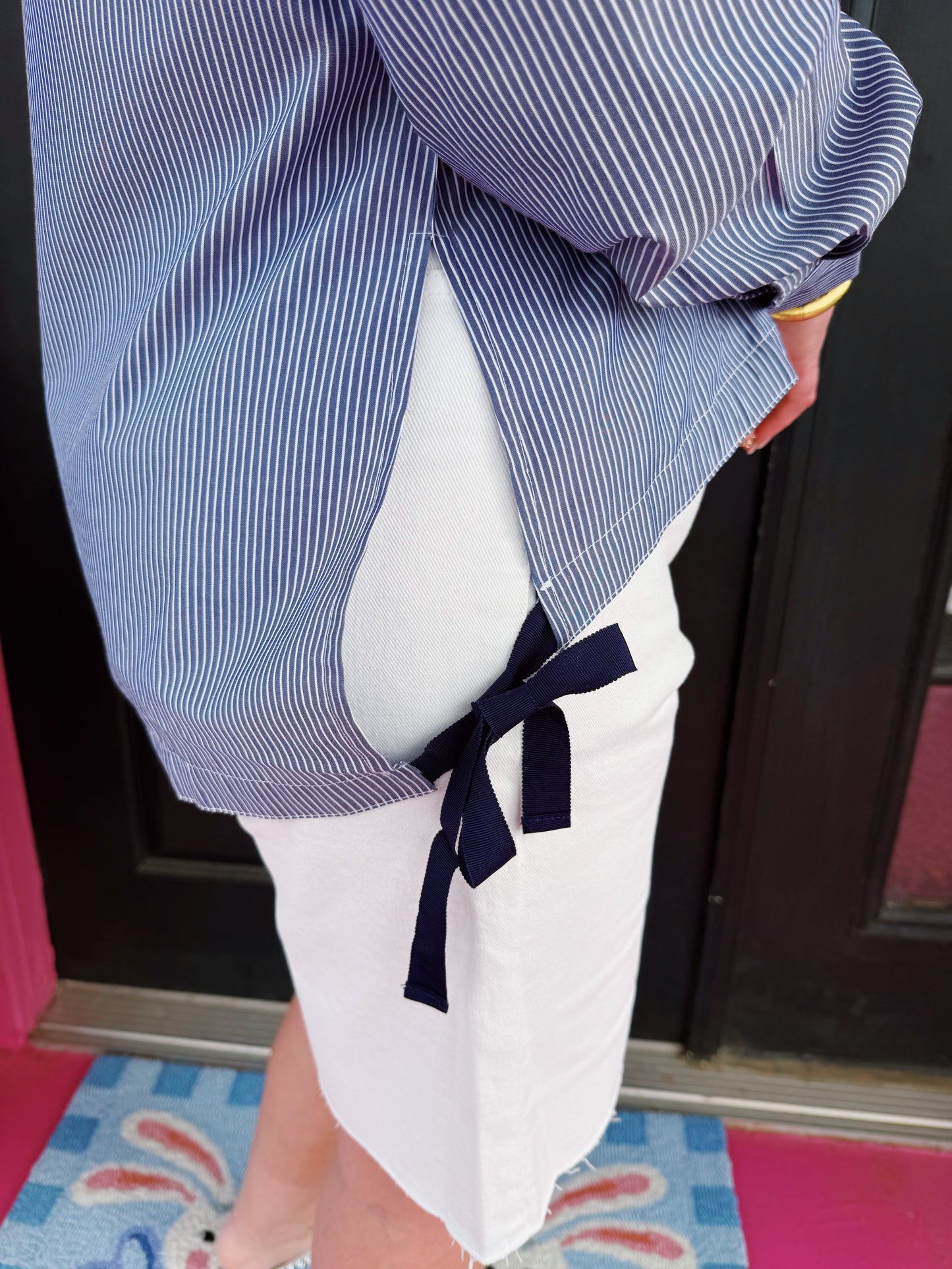 Blue/White Tie Hem Stripe Shirt