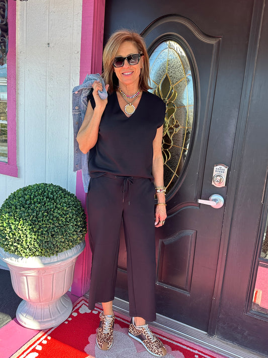 Black Pull On Wide Leg Crop
