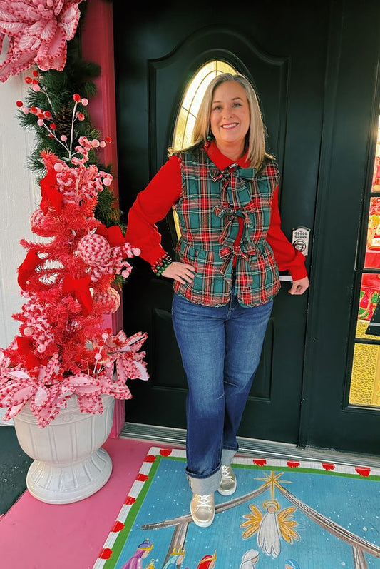 Red Brooch Center Pleat LS Top