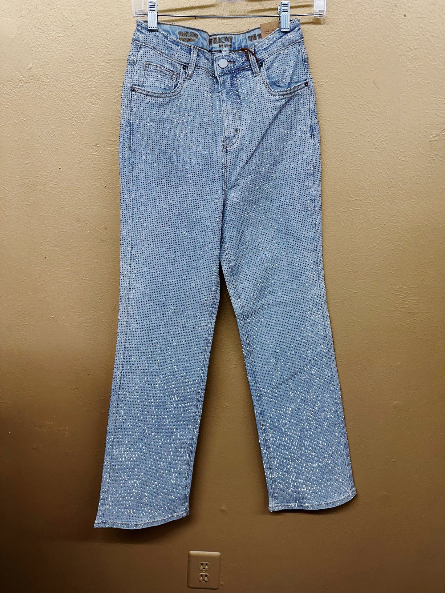 Sky Swifty Straight Rhinestone Jean