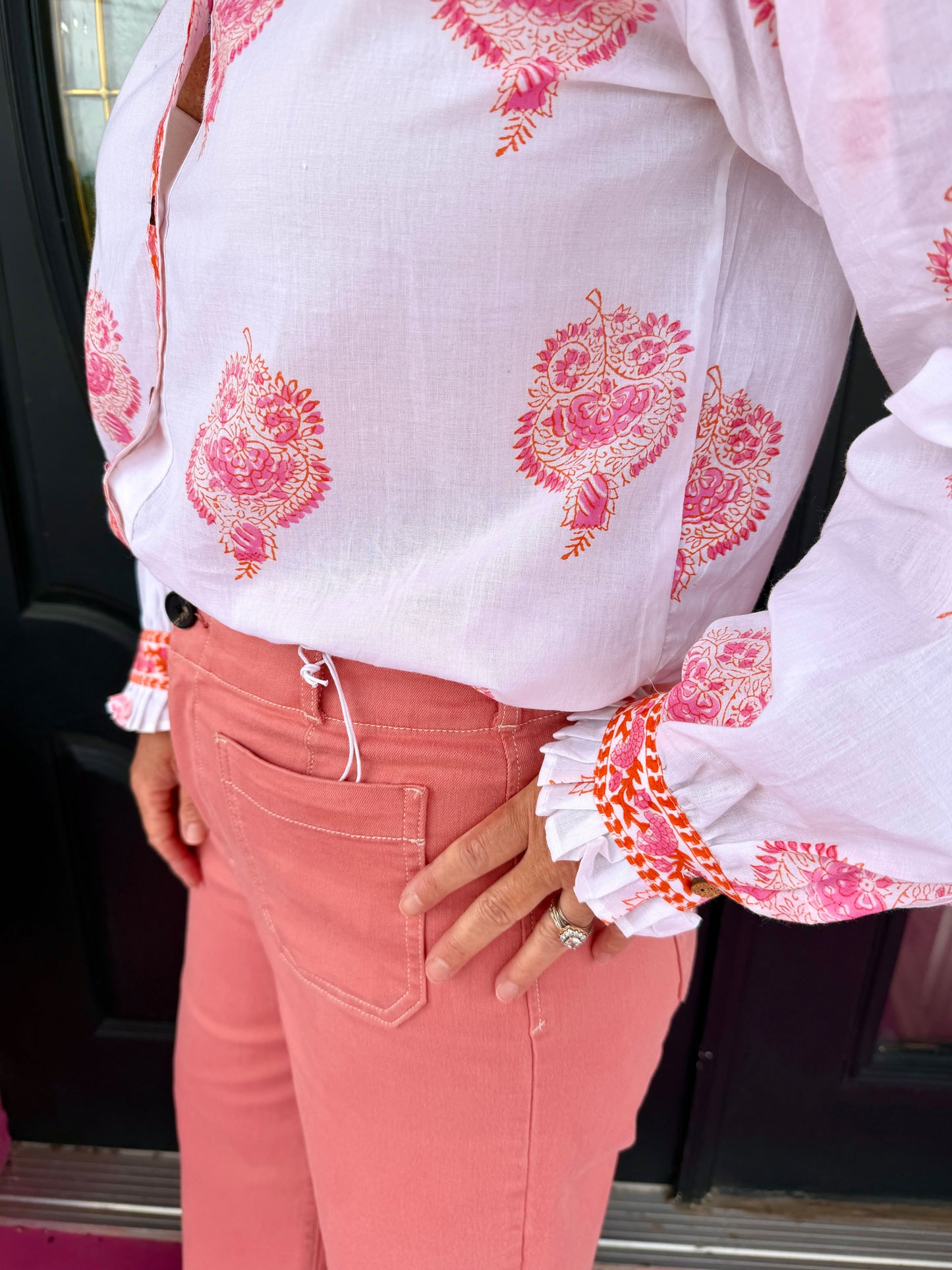 White Cotton LS Blouse w/Pink