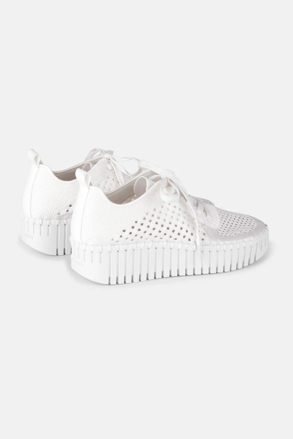 Tulip White Embroidery Tennis Shoe