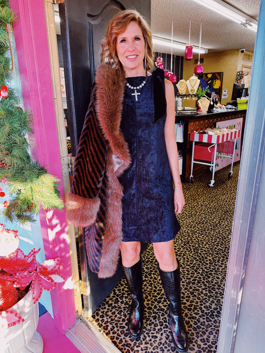 Black Sleeveless Velvet Tie Dress