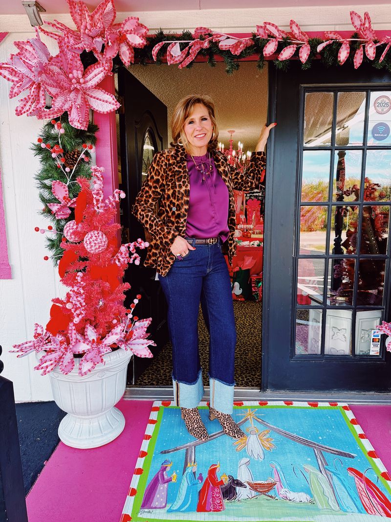 Dark MR Wide Leg & Cuff Jean