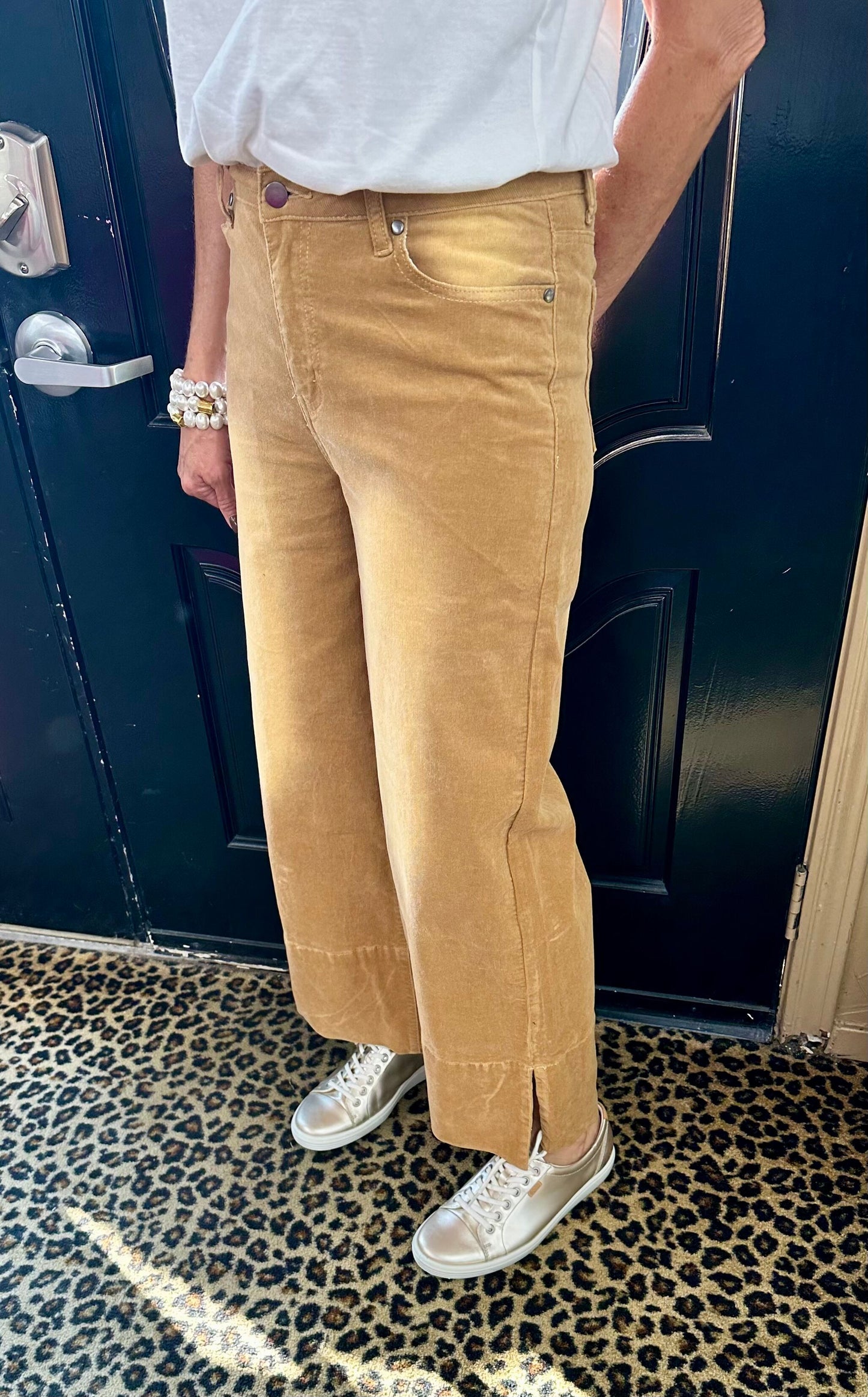 Camel Stretch Baby Cord Pants